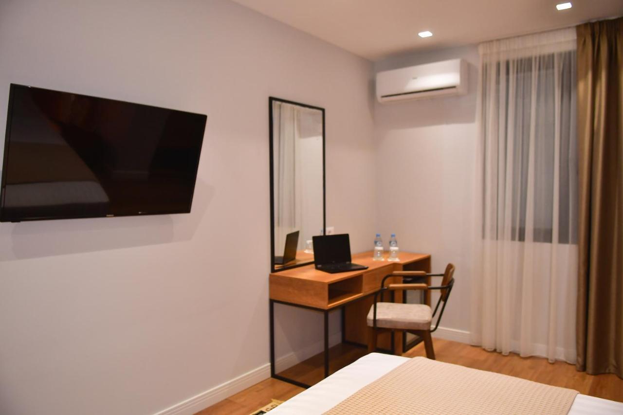 313 Villa City Center Tirana Esterno foto